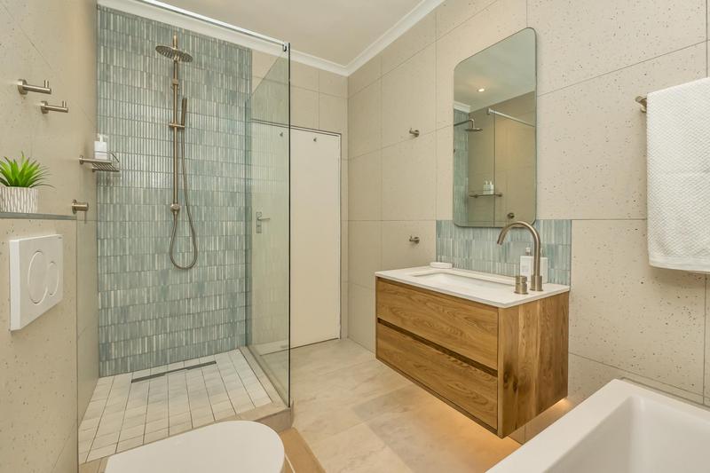 To Let 2 Bedroom Property for Rent in Camps Bay Western Cape